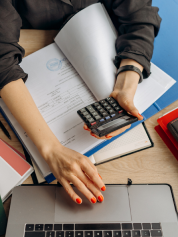 vacante administracion y finanzas berel