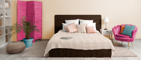 recamara beige con color del año berel 2026 pitaya